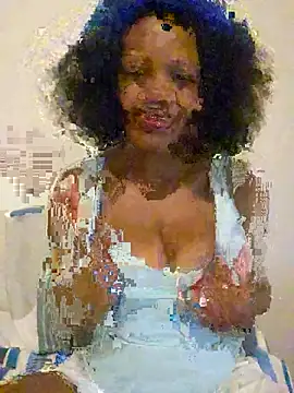 Snapshot of Mommy_Sienna chatting on 04.30.26 Mommy Sienna online show from 04.30.26