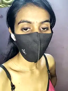 Snapshot of Thaper_Meera2 chatting on 04.25.26 Thaper Meera2 online show from 04.25.26