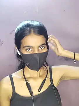 Snapshot of Thaper_Meera2 chatting on 05.20.26 Thaper Meera2 online show from 05.20.26