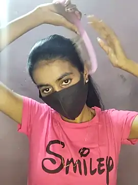 Snapshot of Thaper_Meera2 chatting on 05.22.26 Thaper Meera2 online show from 05.22.26