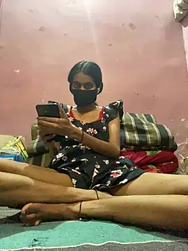 Snapshot of Thaper_Meera2 chatting on 05.31.26 Thaper Meera2 online show from 05.31.26