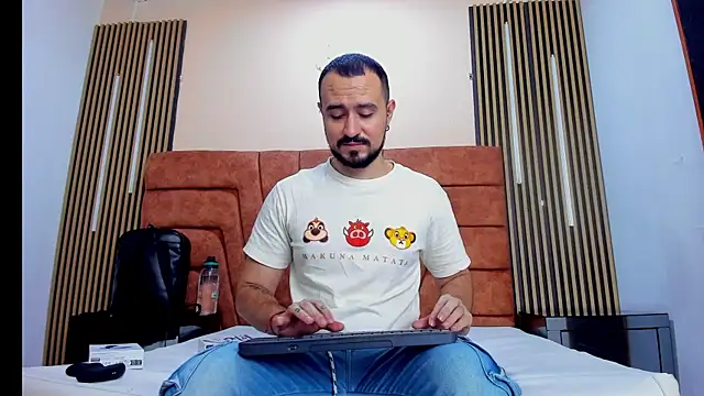 HARRY FLYNN online show from 11.07.25