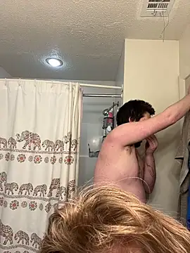 Redriddinghood8 online show from 02.05.26