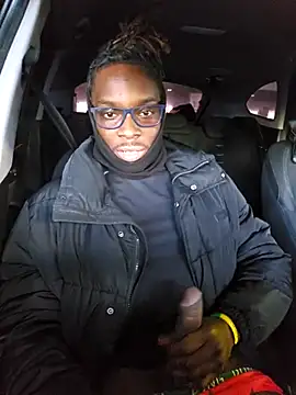 Snapshot of sweet_juicem chatting on 11.17.25 sweet juicem online show from 11.17.25