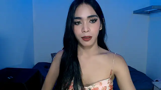 Snapshot of Horsecock_princess chatting on 11.30.25 Horsecock princess online show from 11.30.25