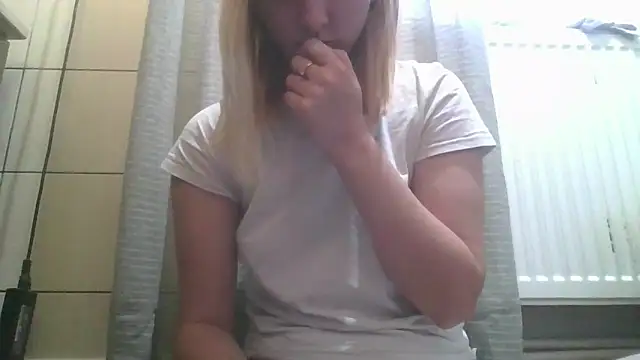 Snapshot of dirty_sasha00 chatting on 06.14.26 dirty sasha00 online show from 06.14.26