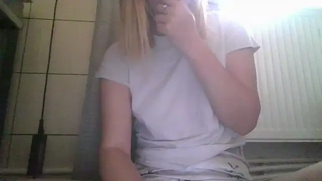 Snapshot of dirty_sasha00 chatting on 06.15.26 dirty sasha00 online show from 06.15.26