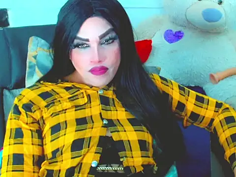 NharaBigCock online show from 04.16.26