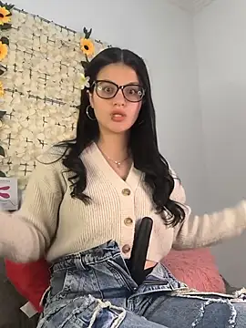 Snapshot of Lorenaa1 chatting on 05.22.26 Lorenaa1 online show from 05.22.26