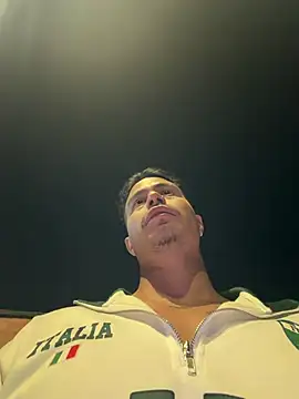 Snapshot of RaySullivan chatting on 03.08.26 RaySullivan online show from 03.08.26