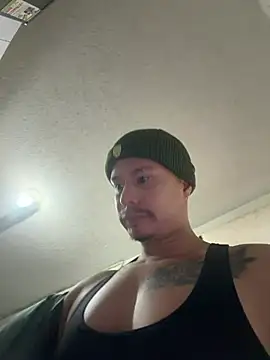 Snapshot of RaySullivan chatting on 03.09.26 RaySullivan online show from 03.09.26