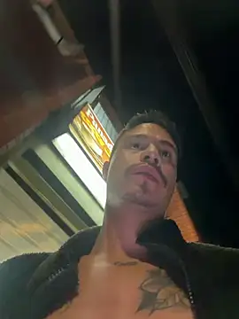 Snapshot of RaySullivan chatting on 03.22.26 RaySullivan online show from 03.22.26