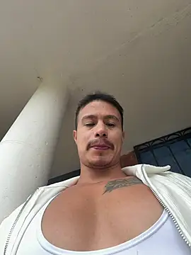 Snapshot of RaySullivan chatting on 03.22.26 RaySullivan online show from 03.22.26