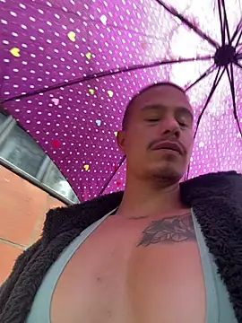 Snapshot of RaySullivan chatting on 04.01.26 RaySullivan online show from 04.01.26