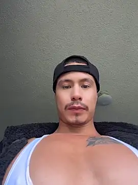 Snapshot of RaySullivan chatting on 04.10.26 RaySullivan online show from 04.10.26