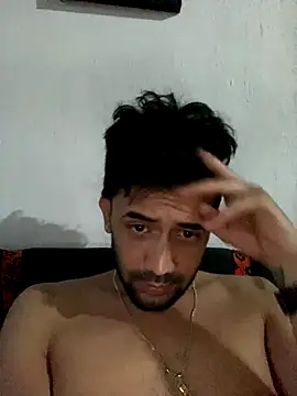 Snapshot of julian27ruiz chatting on 11.04.25 julian27ruiz online show from 11.04.25