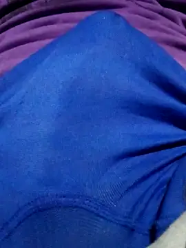 Snapshot of Alvaroz1992 chatting on 11.22.25 Alvaroz1992 online show from 11.22.25