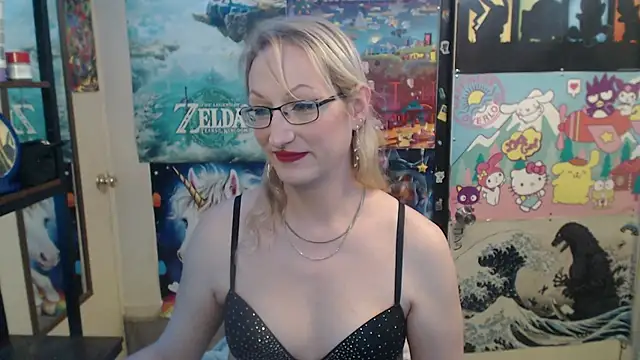 Savanah Banana  online show from 02.22.26