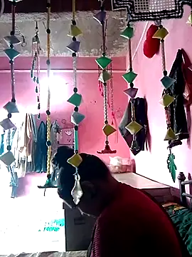 Snapshot of Hott_minesh chatting on 11.13.25 Hott minesh online show from 11.13.25