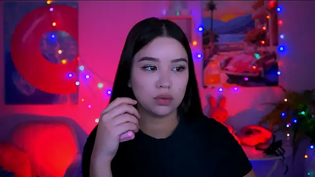 AnnaGarcias  online show from 11.28.25