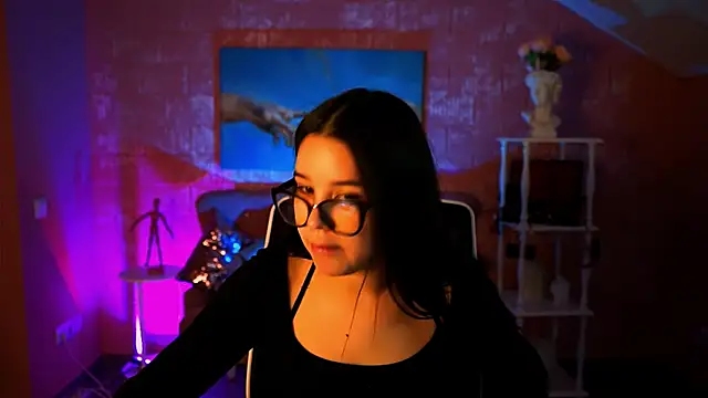 AnnaGarcias  online show from 11.30.25