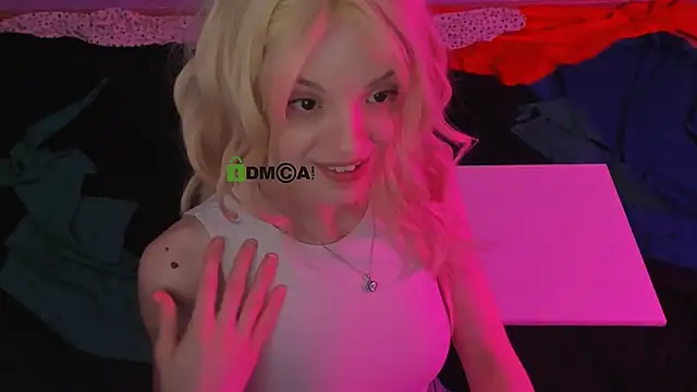 mia starrr  online show from 02.13.26