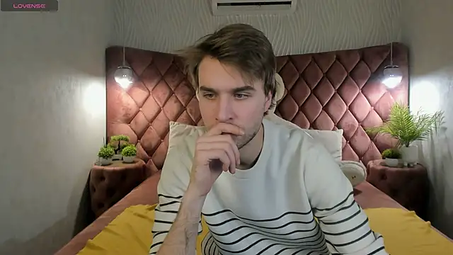 JonnahHell online show from 11.21.25