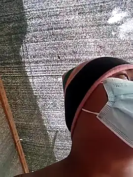 Snapshot of 0281nosyehj chatting on 02.21.26 0281nosyehj online show from 02.21.26