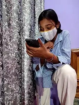 Student12th online show from 11.13.25