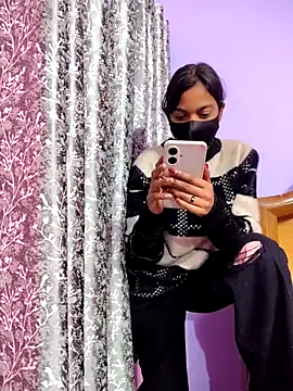 Student12th online show from 12.18.25