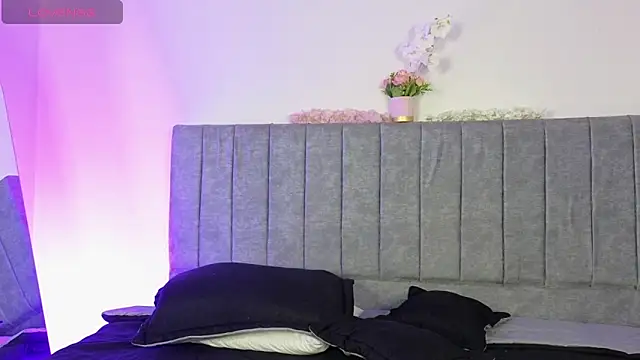 CurvyRosse  online show from 01.18.26