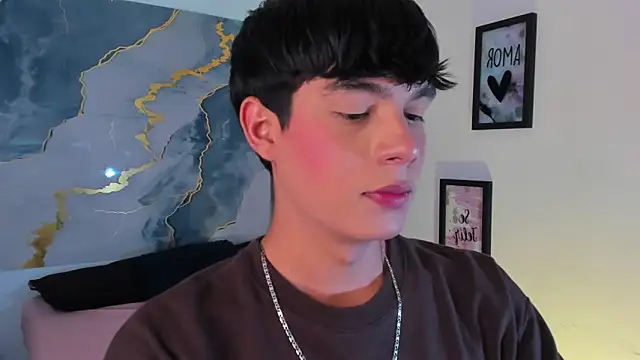 Isaac Kurtt online show from 01.07.26