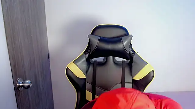 Tatann 18 online show from 11.06.25