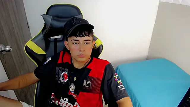 Tatann 18 online show from 11.20.25