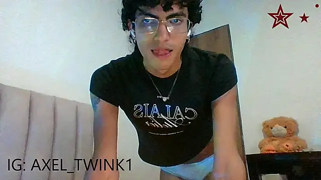 axel love13 online show from 01.13.26