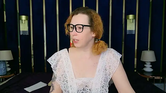 Snapshot of Evie_Berret chatting on 02.15.26 Evie Berret online show from 02.15.26