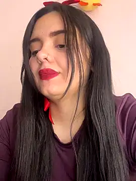 candicewest  online show from 11.17.25