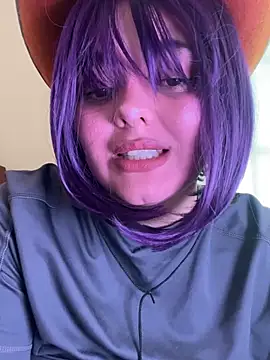 Snapshot of candicewest_ chatting on 06.15.26 candicewest online show from 06.15.26