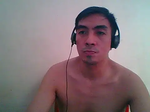 Snapshot of Cassanova182 chatting on 11.11.25 Cassanova182 online show from 11.11.25