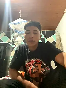 Snapshot of Abismo202 chatting on 11.07.25 Abismo202 online show from 11.07.25