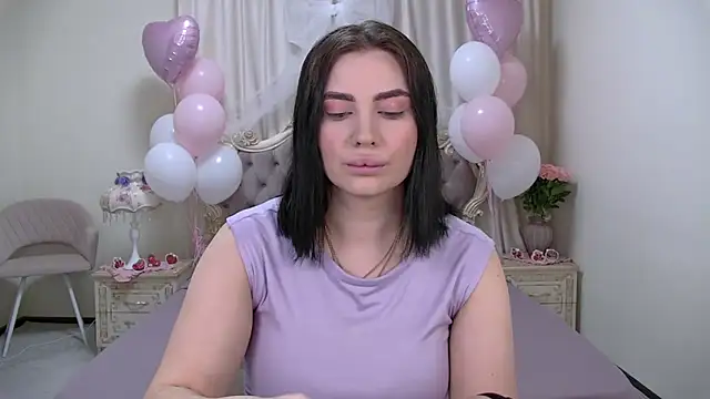 AdrianaTorres online show from 02.13.26