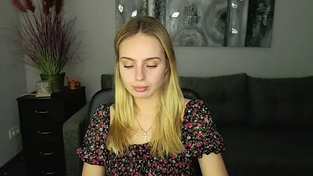 Tina Jonesi online show from 11.08.25