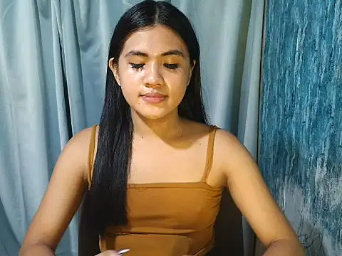 Snapshot of Rema_thebigcock chatting on 07.22.26 Rema thebigcock online show from 07.22.26