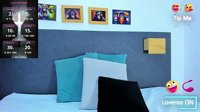 Snapshot of Andhrea_Vale chatting on 02.07.26 Andhrea Vale online show from 02.07.26