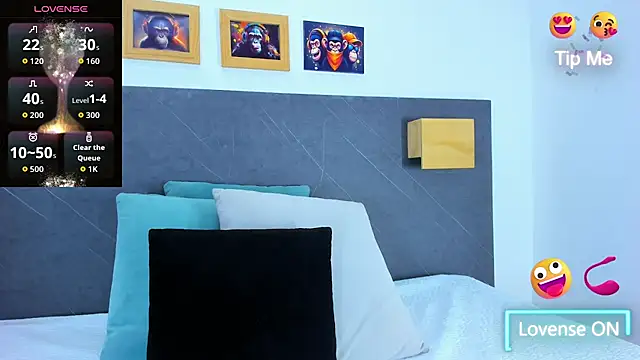 Snapshot of Andhrea_Vale chatting on 02.12.26 Andhrea Vale online show from 02.12.26