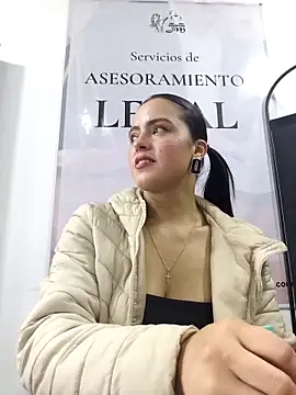 Snapshot of ALEJA__22 chatting on 02.13.26 ALEJA 22 online show from 02.13.26