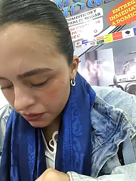 Snapshot of ALEJA__22 chatting on 03.18.26 ALEJA 22 online show from 03.18.26