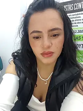 Snapshot of ALEJA__22 chatting on 03.21.26 ALEJA 22 online show from 03.21.26