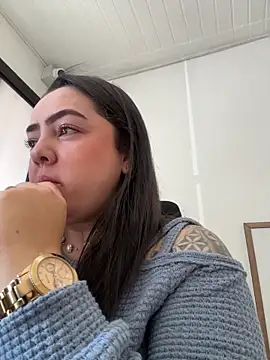 Snapshot of cleo_wale_ chatting on 11.07.25 cleo wale online show from 11.07.25