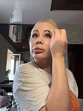 MonnyStef online show from 02.21.26